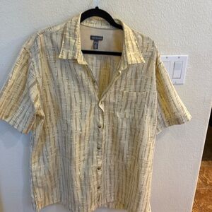 Van Heusen button down shirt.  Excellent condition